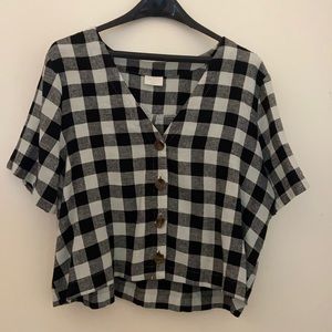 Abound cropped gingham top